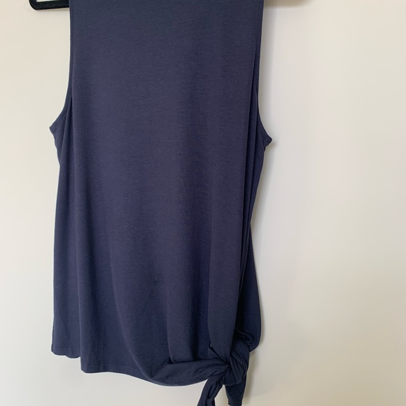 NWOT! ATHLETA Navy Cloudlight Asym / Side Tie Tank - L - Picture 9 of 13